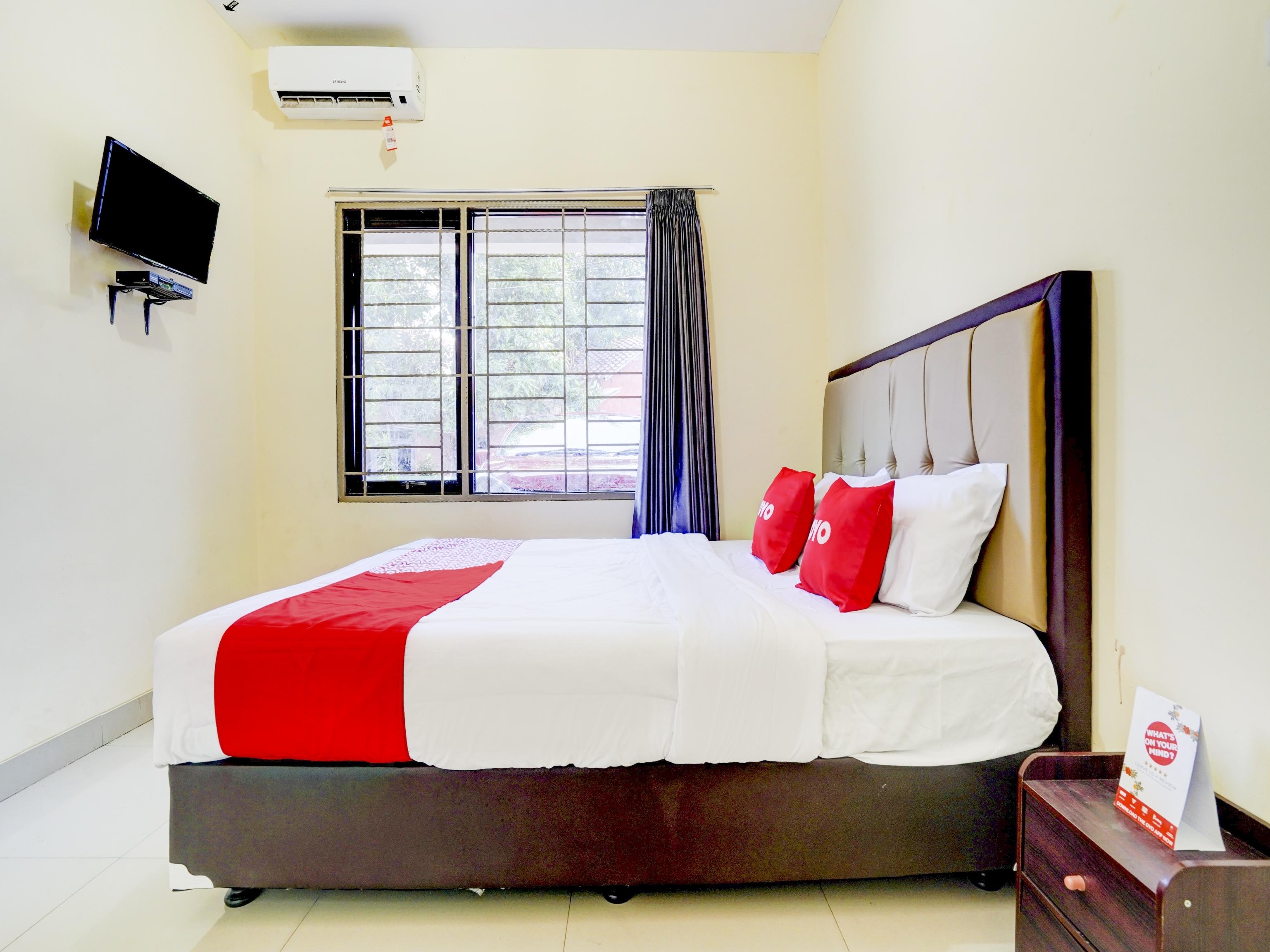 Hotel OYO 90052 Star House Cirebon Exterior foto